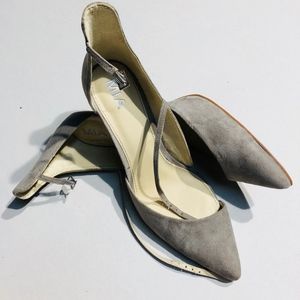 MIA SHOES BRAND NEW-Size 10